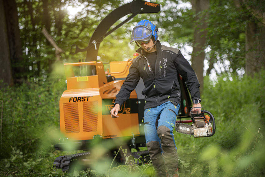 arborist, tree surgeon, forst, woodchopper, location, photographer, commercial photography, tim wallace