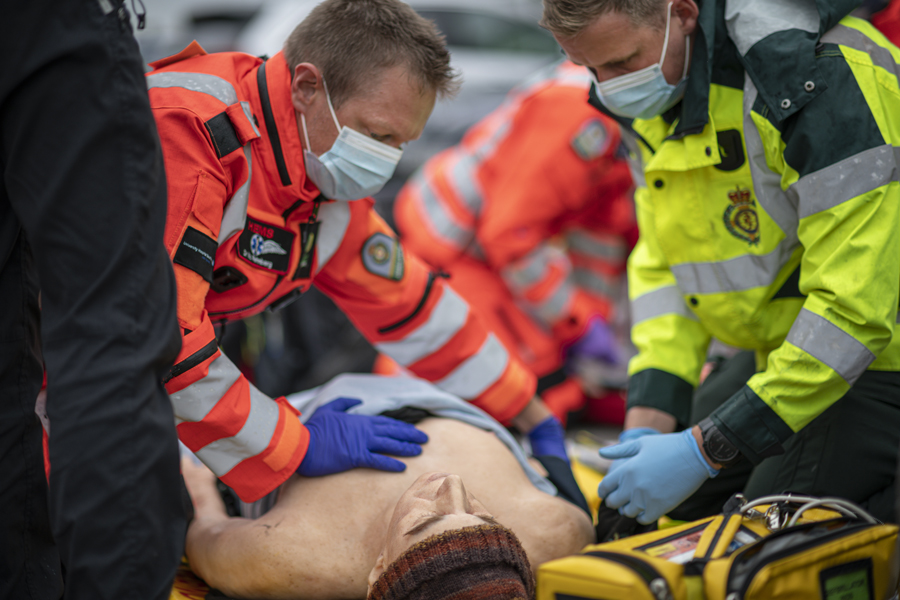 HEMs, air ambulance, NHS, Doctor, critical care, paramedics, commercial photography, tim wallace